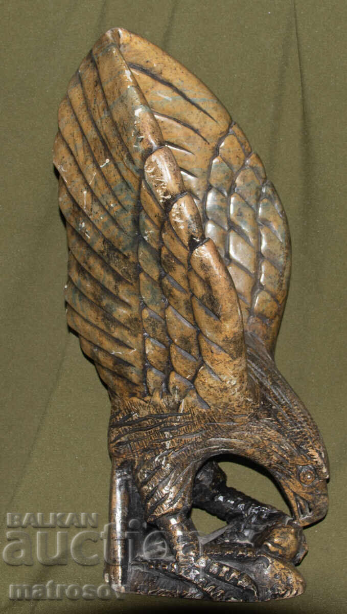 Χειροποίητο γλυπτό από πέτρα, αετός