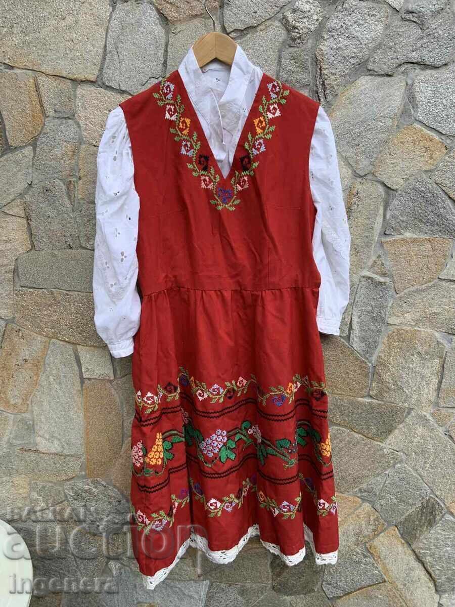 ROCHIE CU BRODERIE MANUALĂ ETNICĂ FOLCLOR
