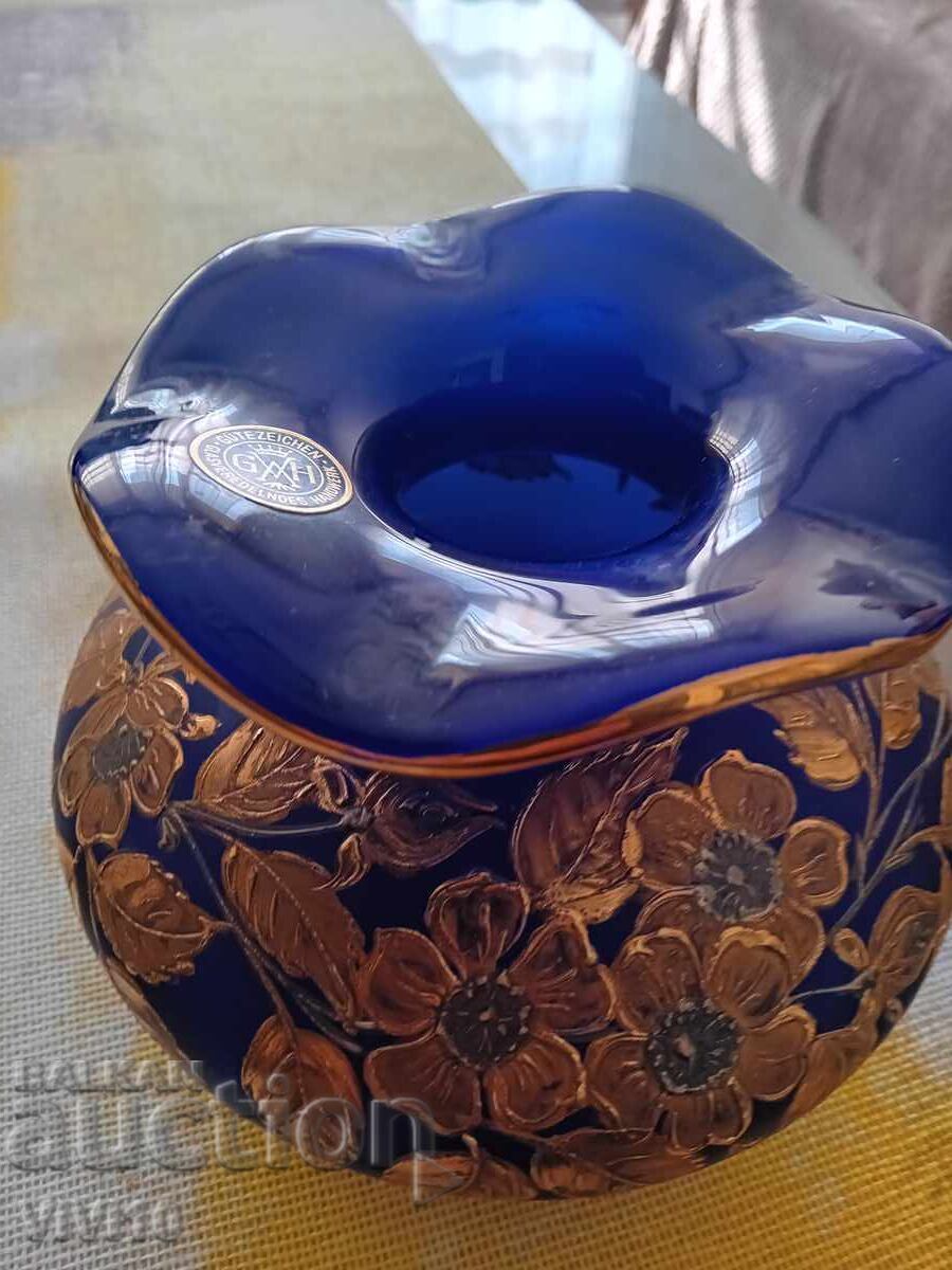 Vază veche, cobalt cu preț € 40.90 | 79.99 BGN Vază veche, cobalt cu preț € 40.90 | 79.99 BGN