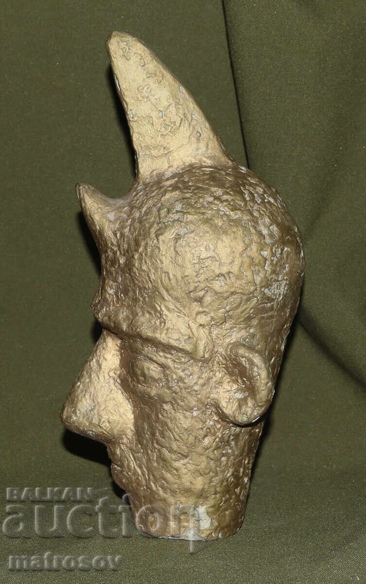Auction  Handmade gypsum sculpture of a male head