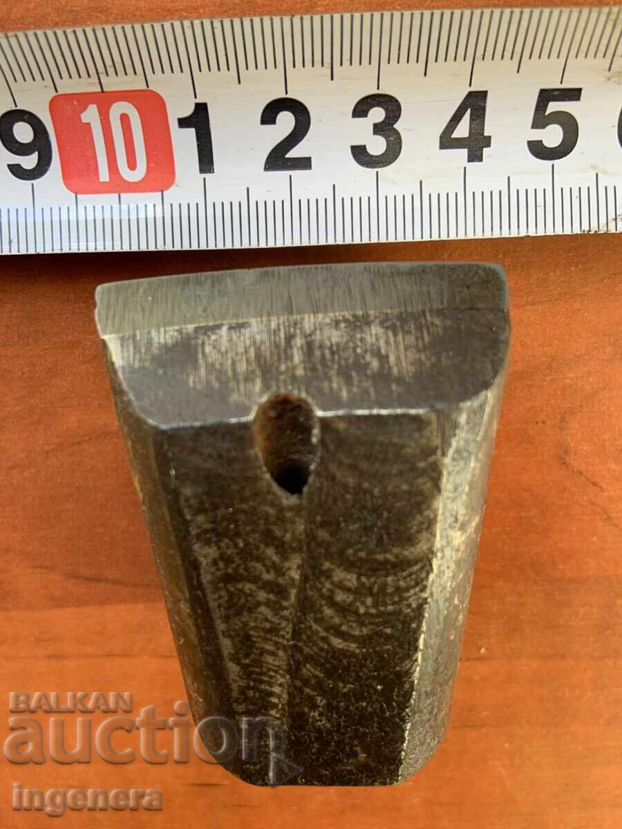 Аукцион ИНСТРУМЕНТ НАКРАЙНИК ЗА СЕЧЕНЕ НА КАМЪК С ВИДИРАН ВРЪХ