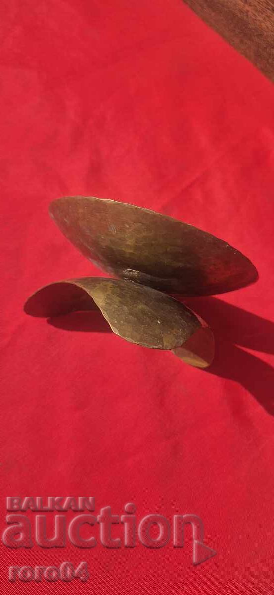 OLD BRONZE / BRASS CANDLEHOLDER with price 27.00 BGN | € 13.80