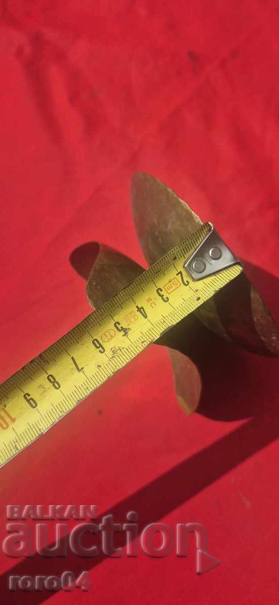 OLD BRONZE / BRASS CANDLEHOLDER - 5