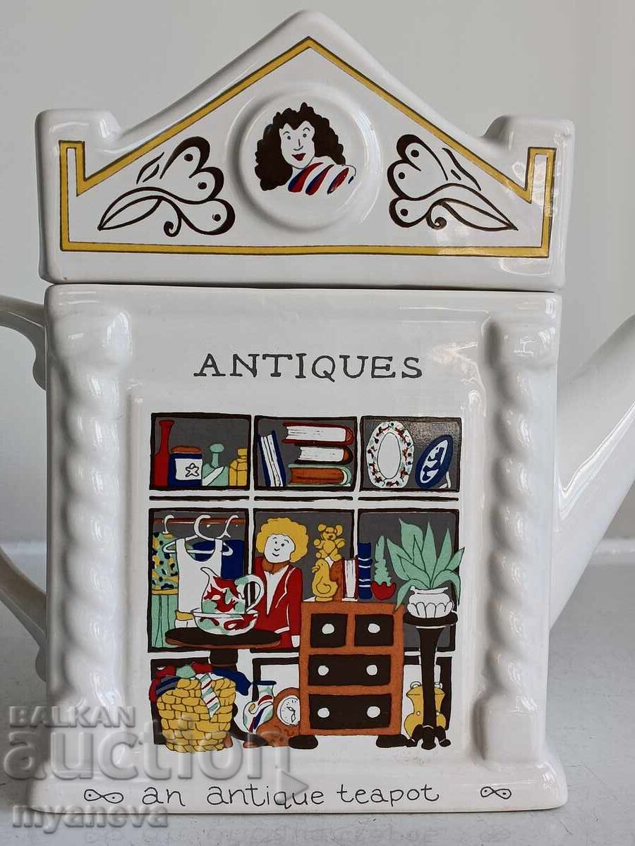 Ceainic de colecție "Wade English Life - Antique Shop" cu preț 40.00 BGN | € 20.45