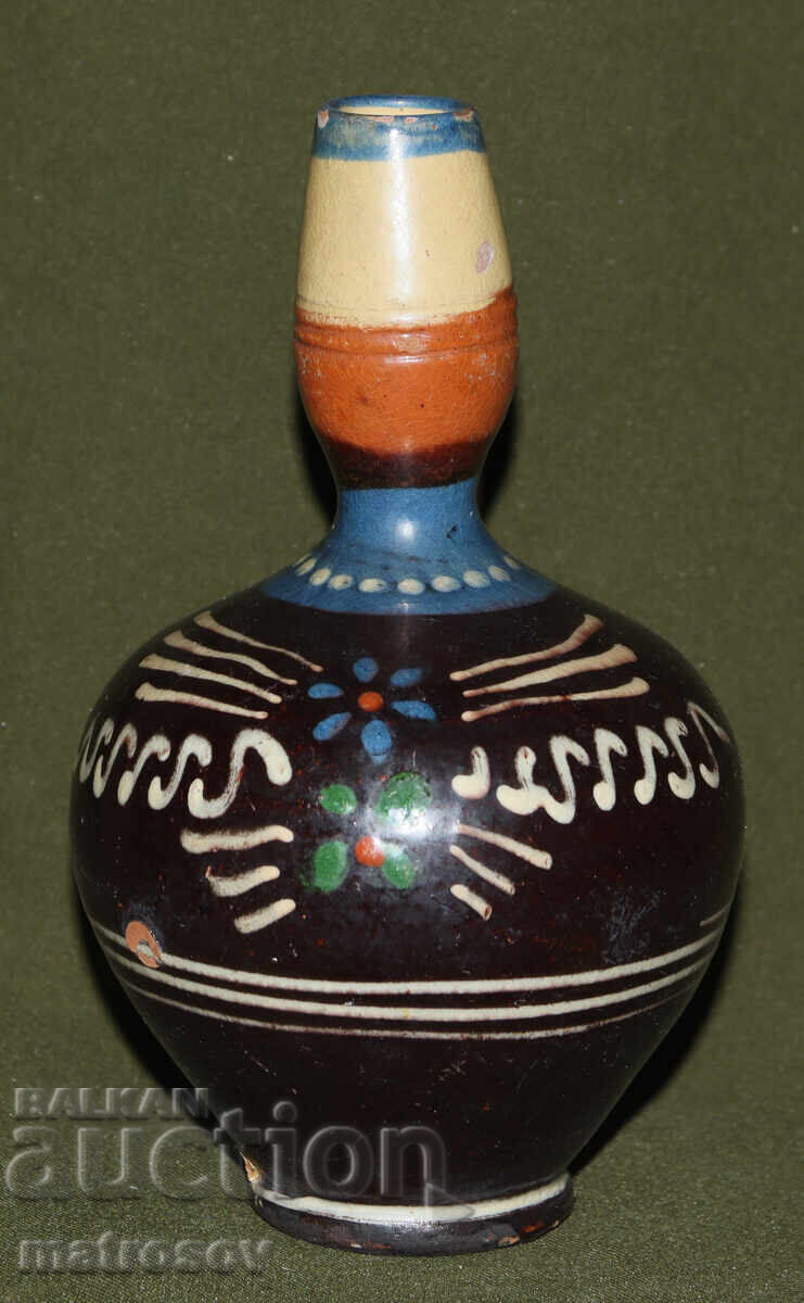 Παράδοση Παραδοσιακή κεραμική στάμνα, χειροποίητη