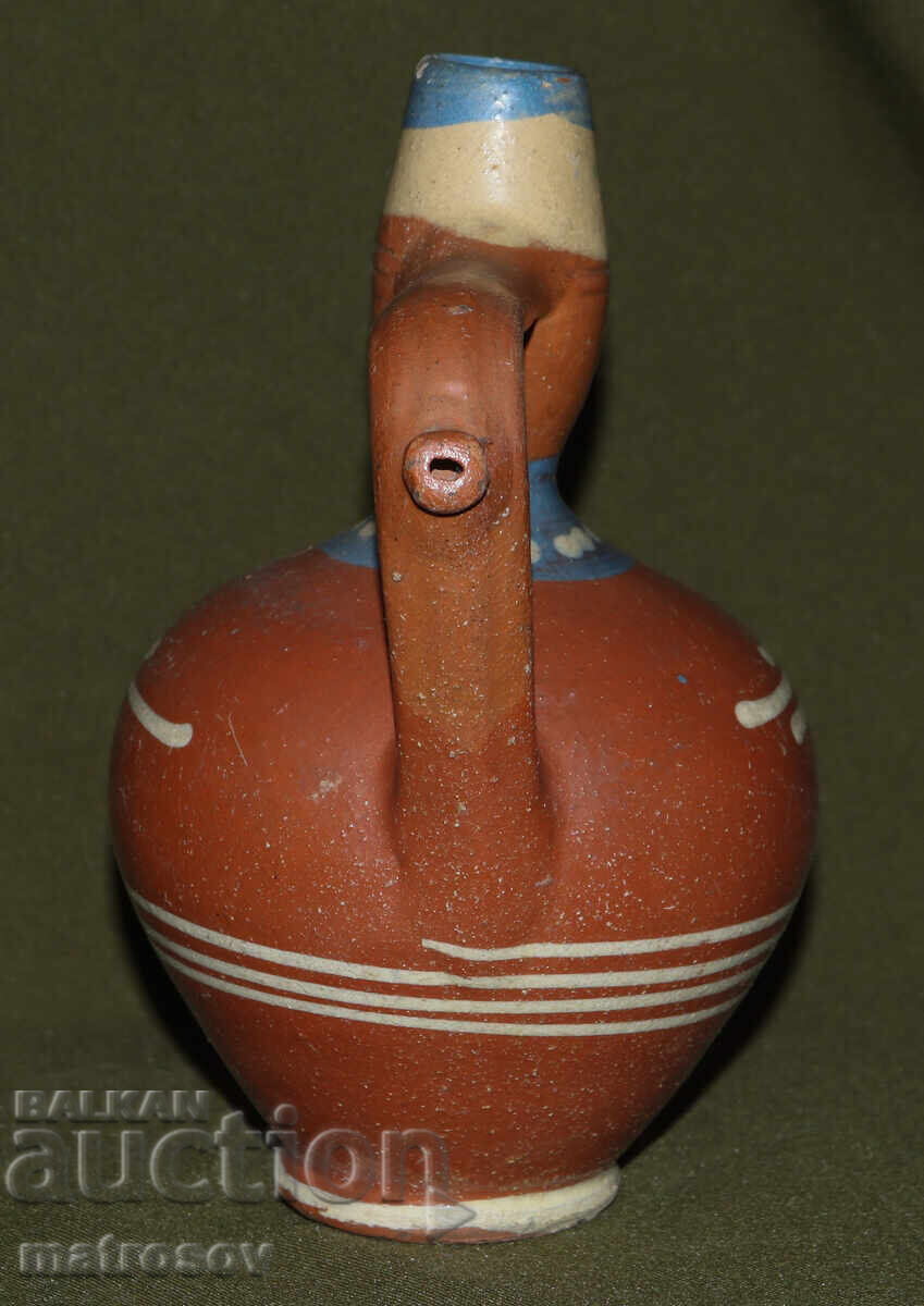 Delivery of Traditional ceramic jug, hand-painted