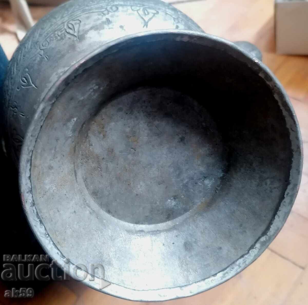 Kettle with stand - 7 Kettle with stand - 7