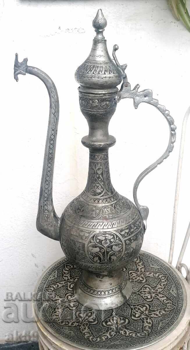 Kettle with stand Kettle with stand