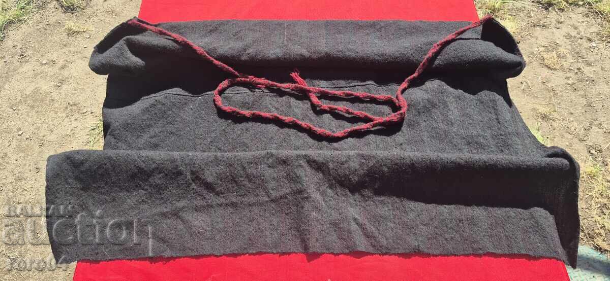 FUSTĂ NEAGRĂ DIN LÂNĂ / FUSTĂ