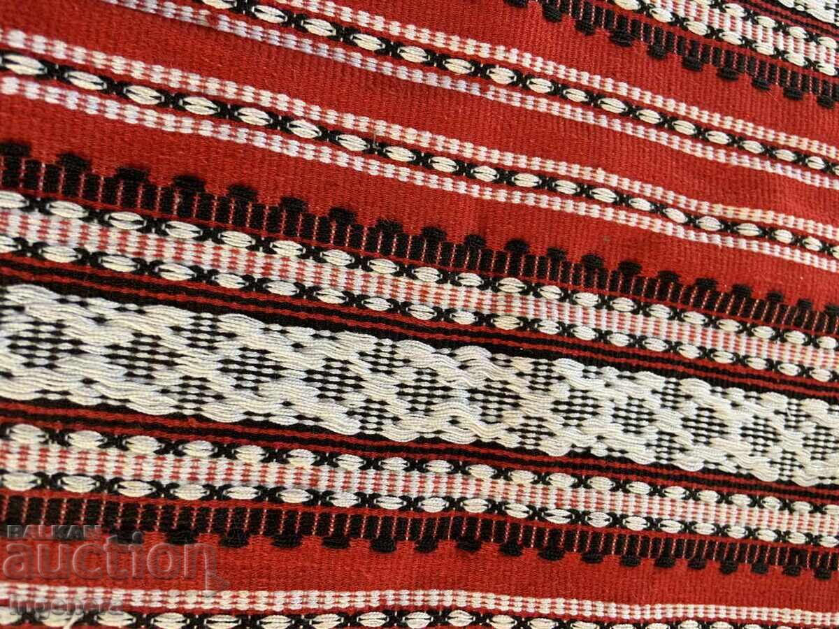 Delivery of TISHLEIFER CHECK EMBROIDERED HAND SEWED ETHNIC FOLKLORE