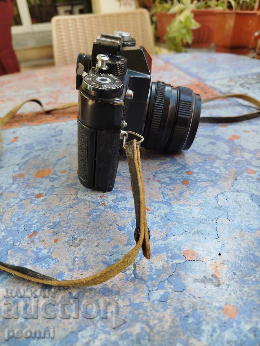 Auction  Zenith Camera, Zenith 12s