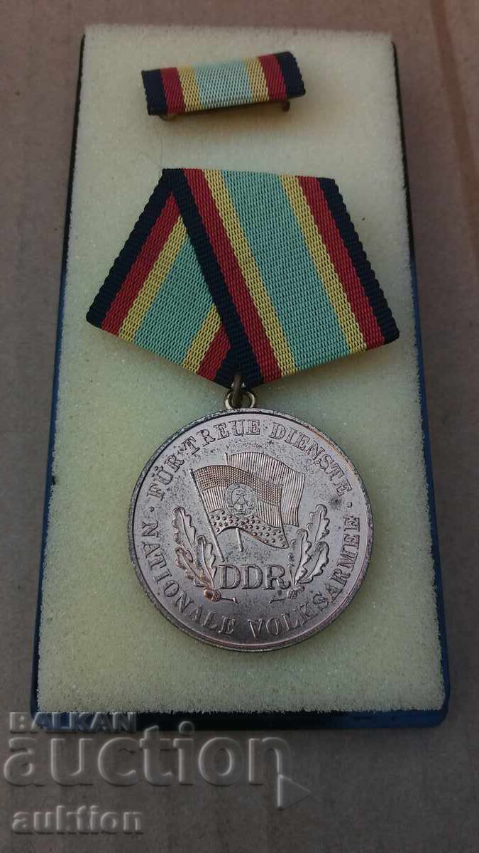 Delivery of German Medal in GDR Box Delivery of German Medal in GDR Box