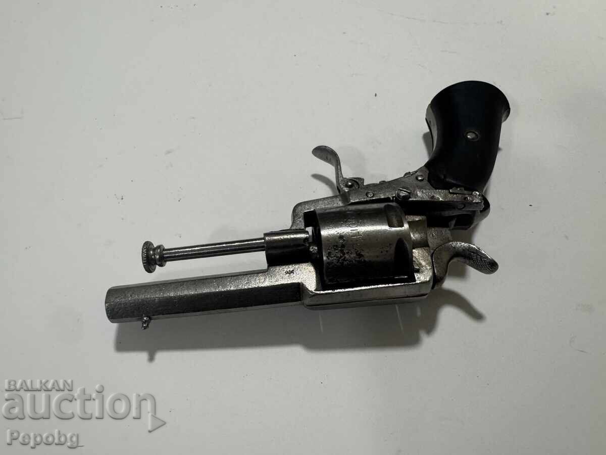 Παλιό πιστόλι, περίστροφο, πιστόλι - 6 Παλιό πιστόλι, περίστροφο, πιστόλι - 6