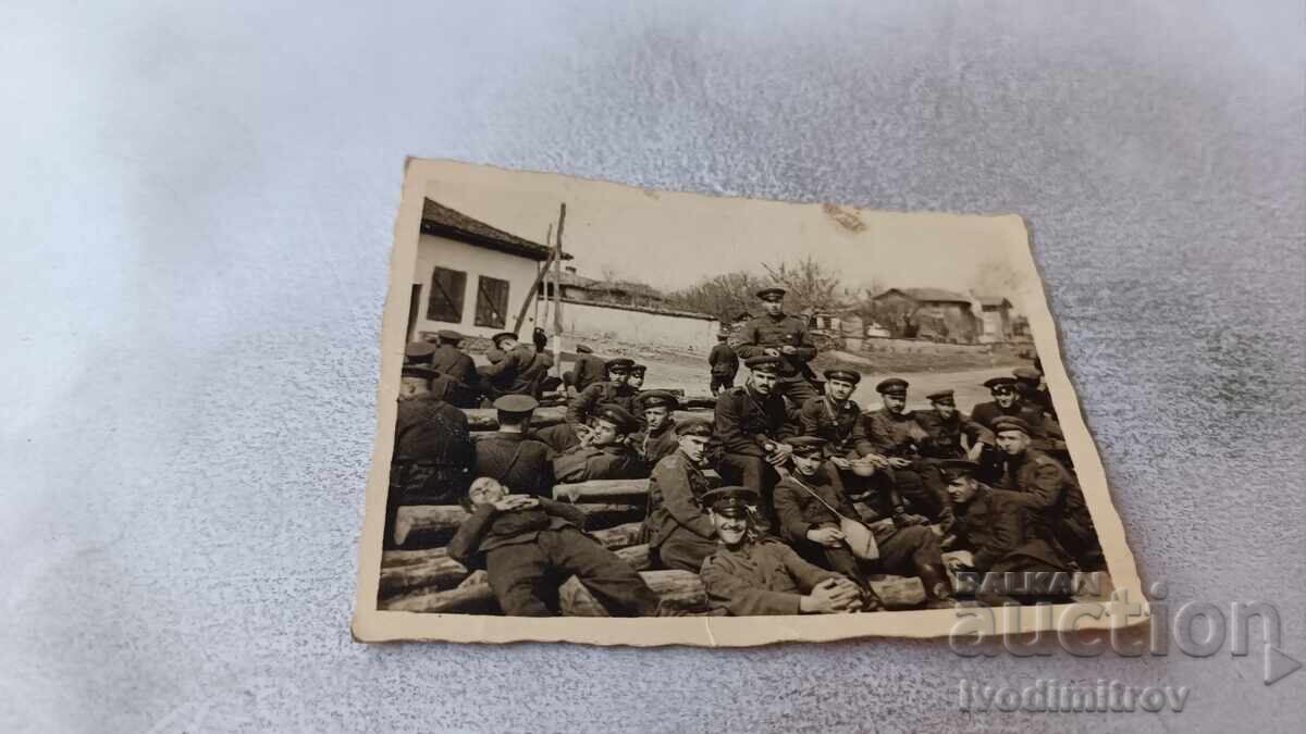 Foto Ofițeri și Soldați Foto Ofițeri și Soldați