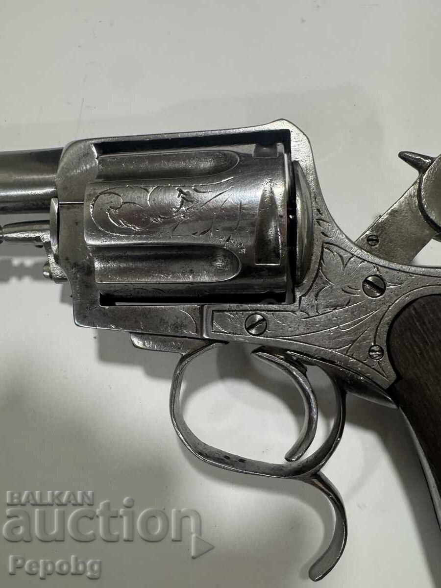 Rare old revolver - 5