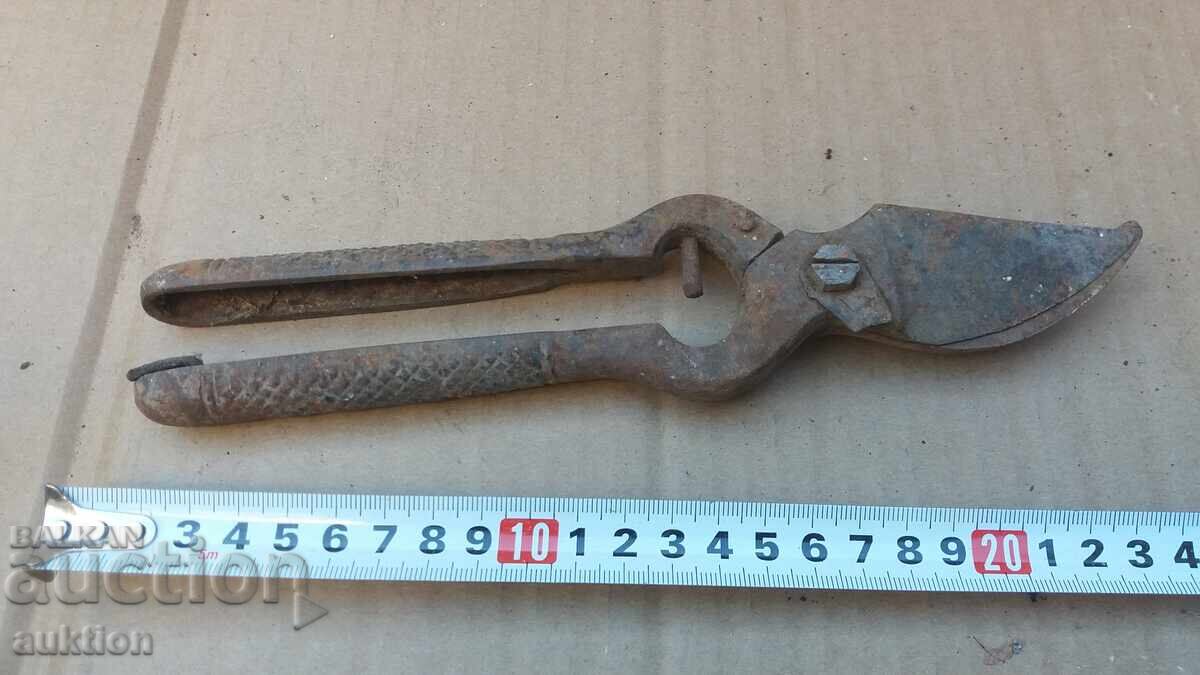 СТАРА ЛОЗАРСКА НОЖИЦА СОЦ. МАСИВНА