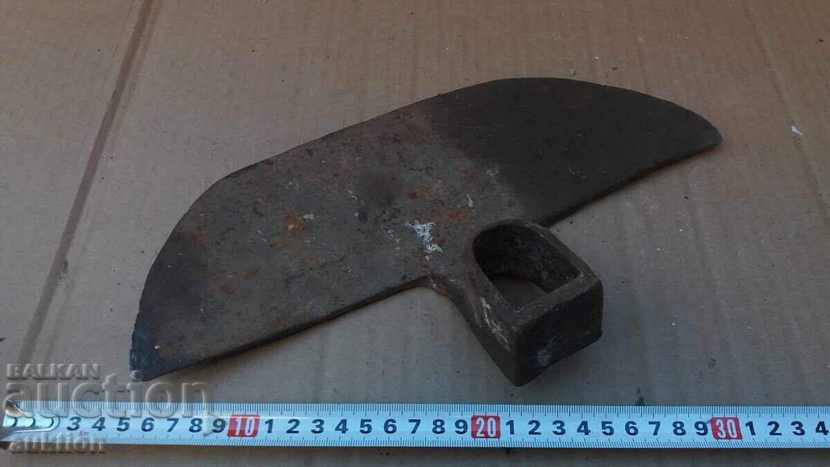 Доставка на СТАРА МАСИВНА МОТИКА - КОПАЧКА