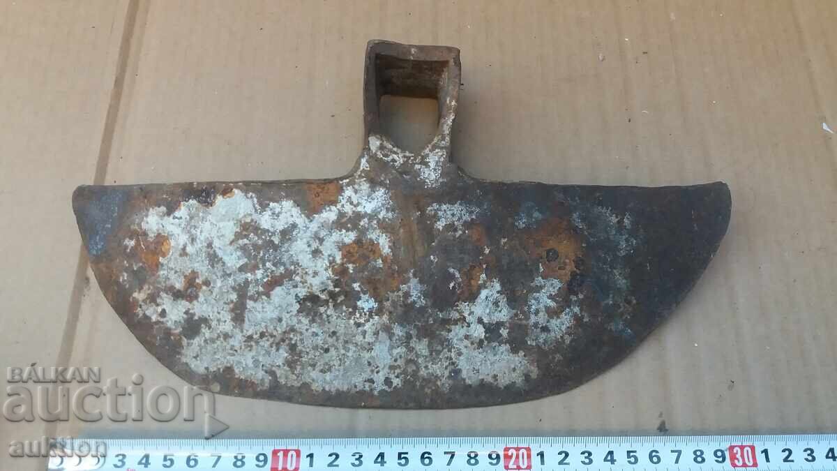 СТАРА МАСИВНА МОТИКА - КОПАЧКА - 6