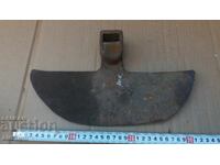 OLD HEAVY HOE - DIGGER