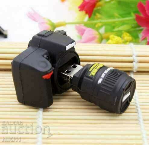 USB flash drive 32 GB in the shape of a Nikon camera with price 23.00 BGN | € 11.76