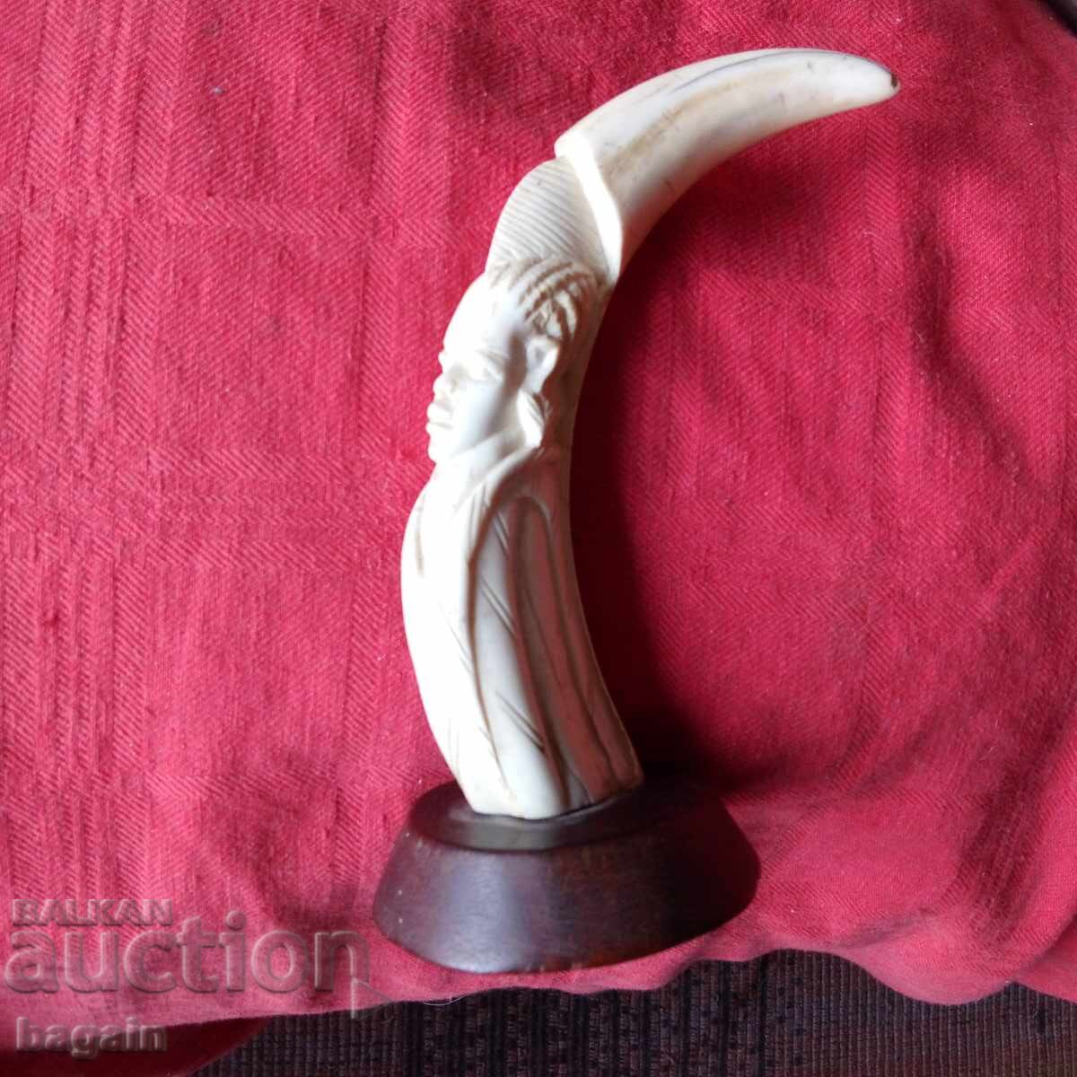 Αφρικανική τέχνη με τιμή 100.00 BGN | € 51.13