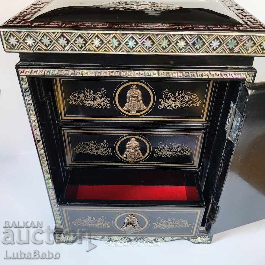 Cutie de bijuterii coreeană încrustată cu sidef. - 7