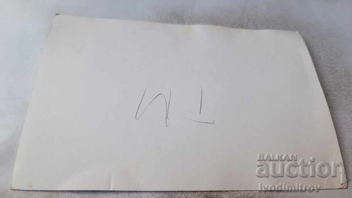 Φωτογραφία Νέο κορίτσι με ρακέτα τένις με τιμή 2.45 BGN | € 1.25