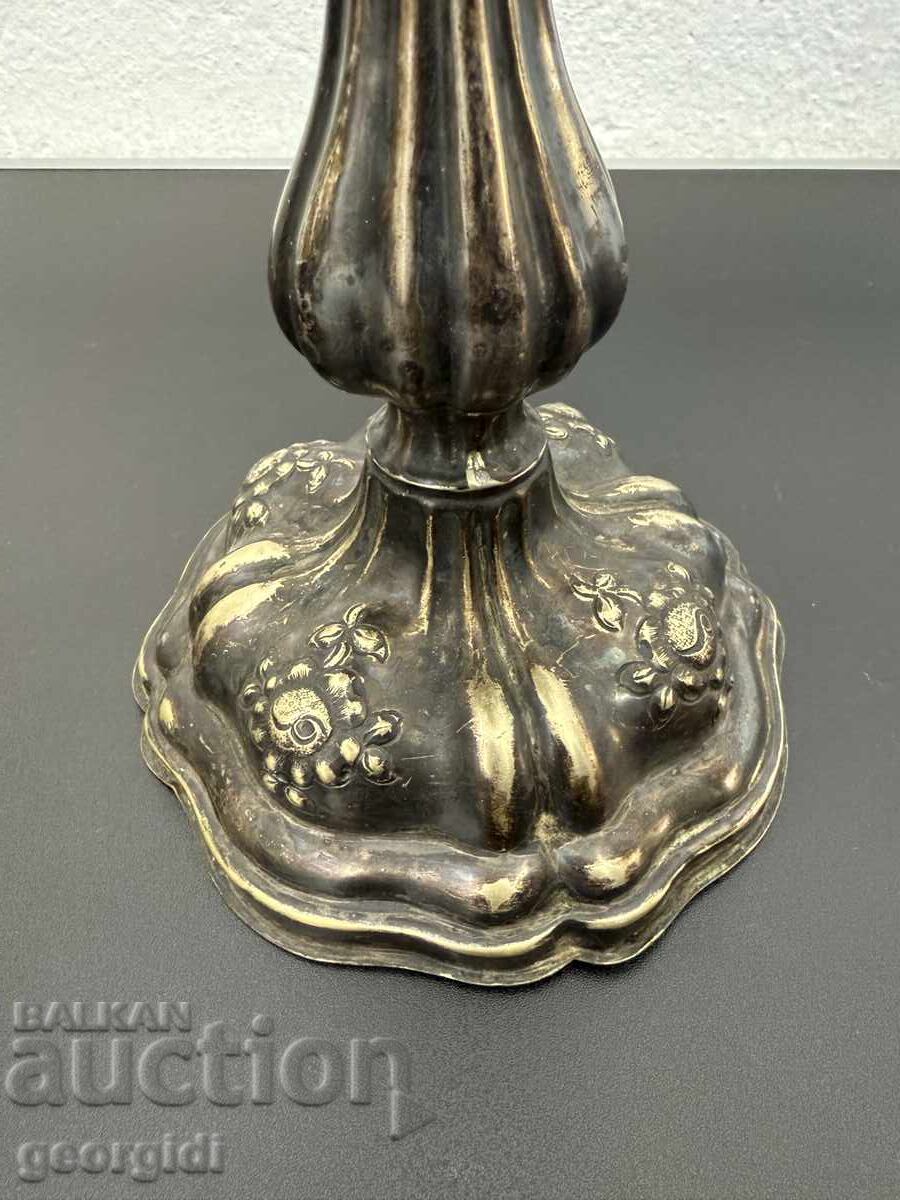 Old French silver-plated candlestick. No. 7407 - 5 Old French silver-plated candlestick. No. 7407 - 5