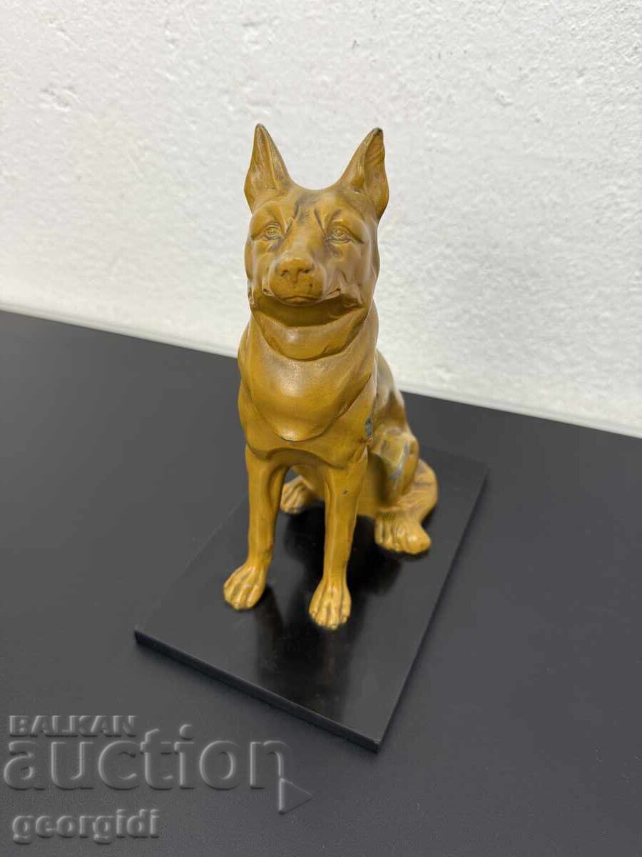 Стара метална фкулптура / фигура на куче. №7408 - 6 Стара метална фкулптура / фигура на куче. №7408 - 6