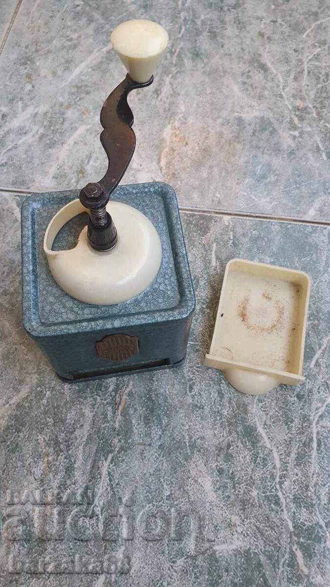 Old Resita coffee grinder - 7