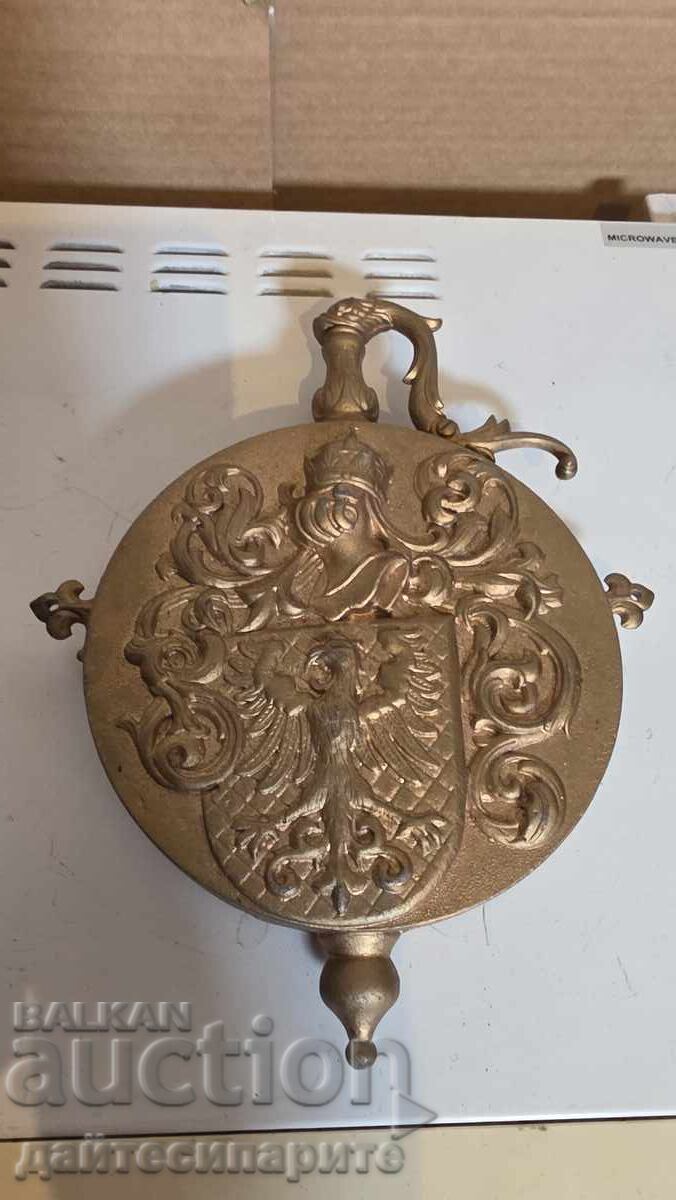 A powder keg with price 50.00 BGN | € 25.56