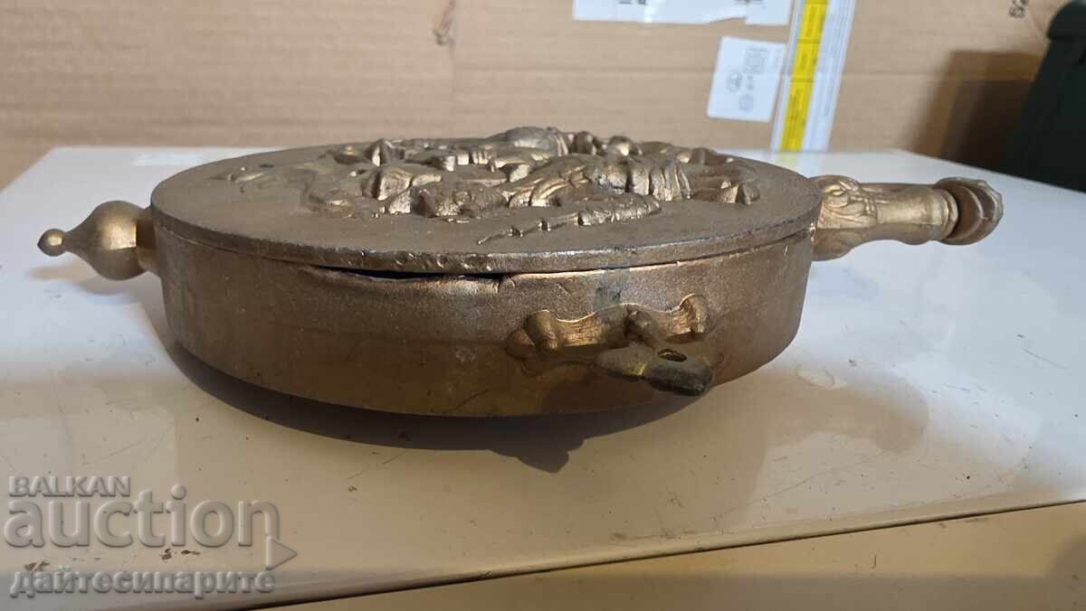 Delivery of A powder keg