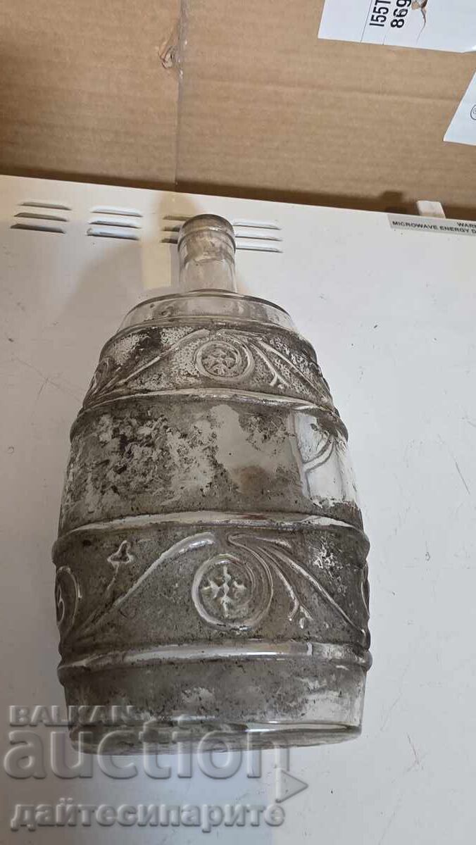 Παλιό γυάλινο μπουκάλι για ρακή Παλιό γυάλινο μπουκάλι για ρακή