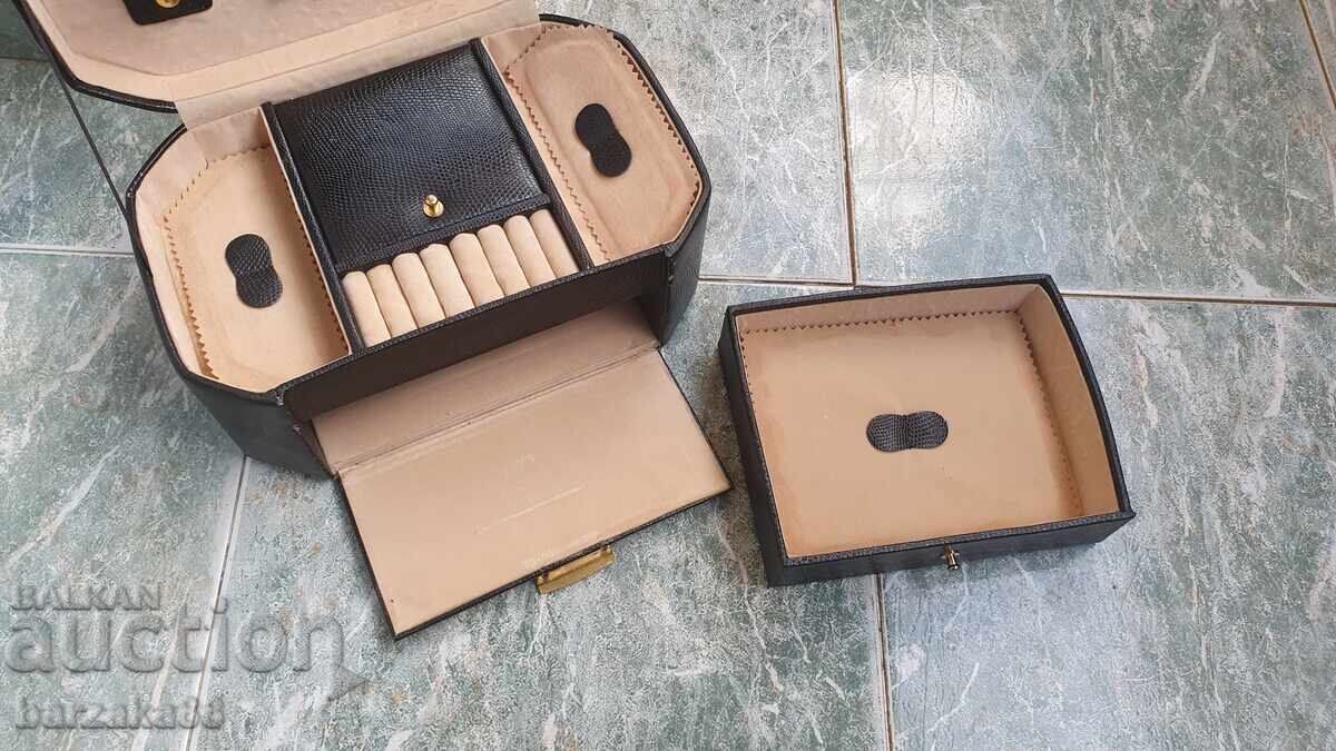 Cutie de bijuterii - 5 Cutie de bijuterii - 5