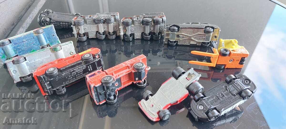 Auction  Matchbox metal cars 10 pcs + 1 Hot Wheels gift