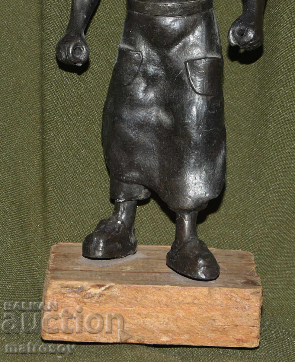 Доставка на Бронзова скулптура, леяр