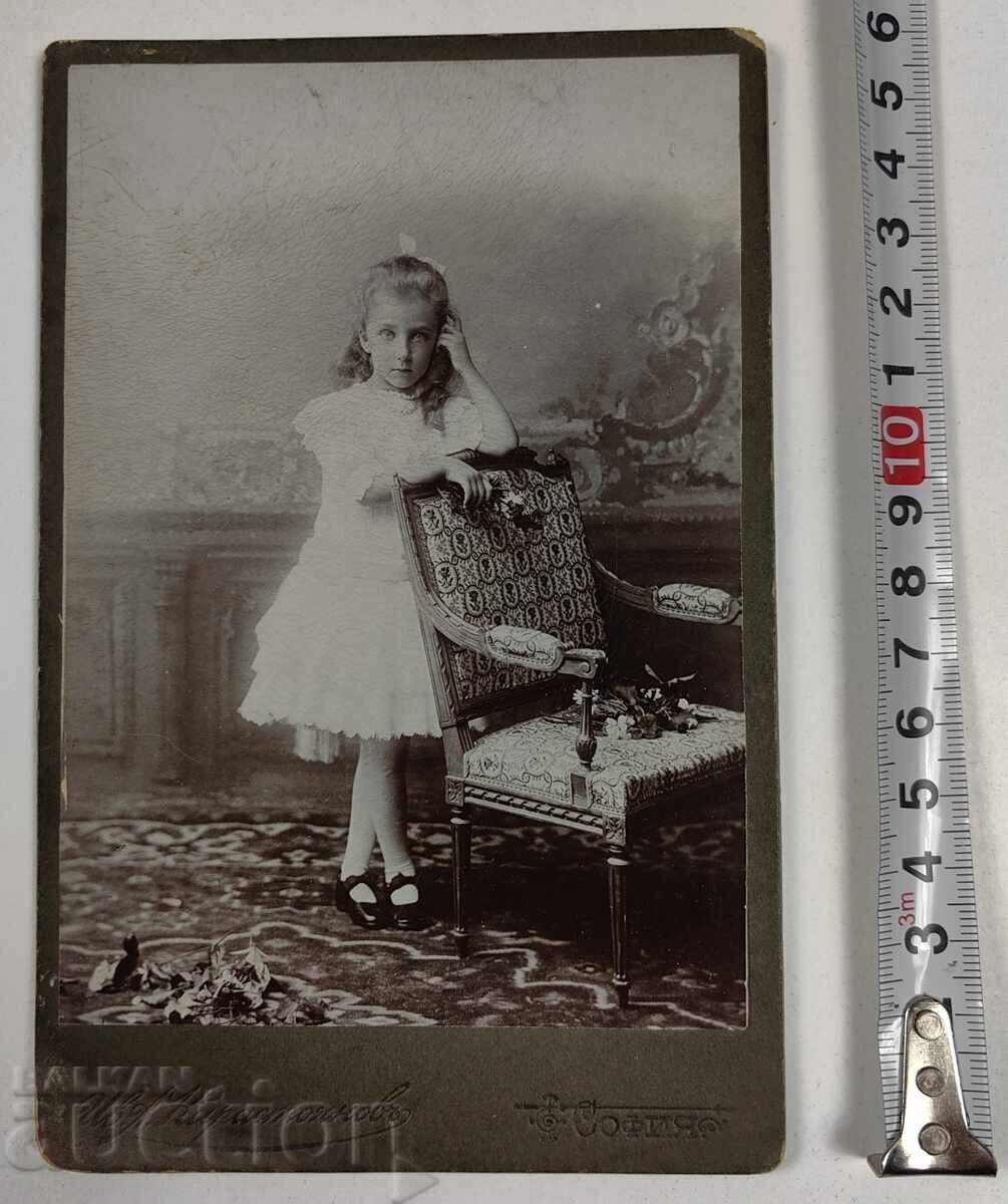 Licitație FETIȚĂ SOFIA KARASTOYANOV POZĂ VECHE FOTOGRAFIE CARTON Licitație FETIȚĂ SOFIA KARASTOYANOV POZĂ VECHE FOTOGRAFIE CARTON