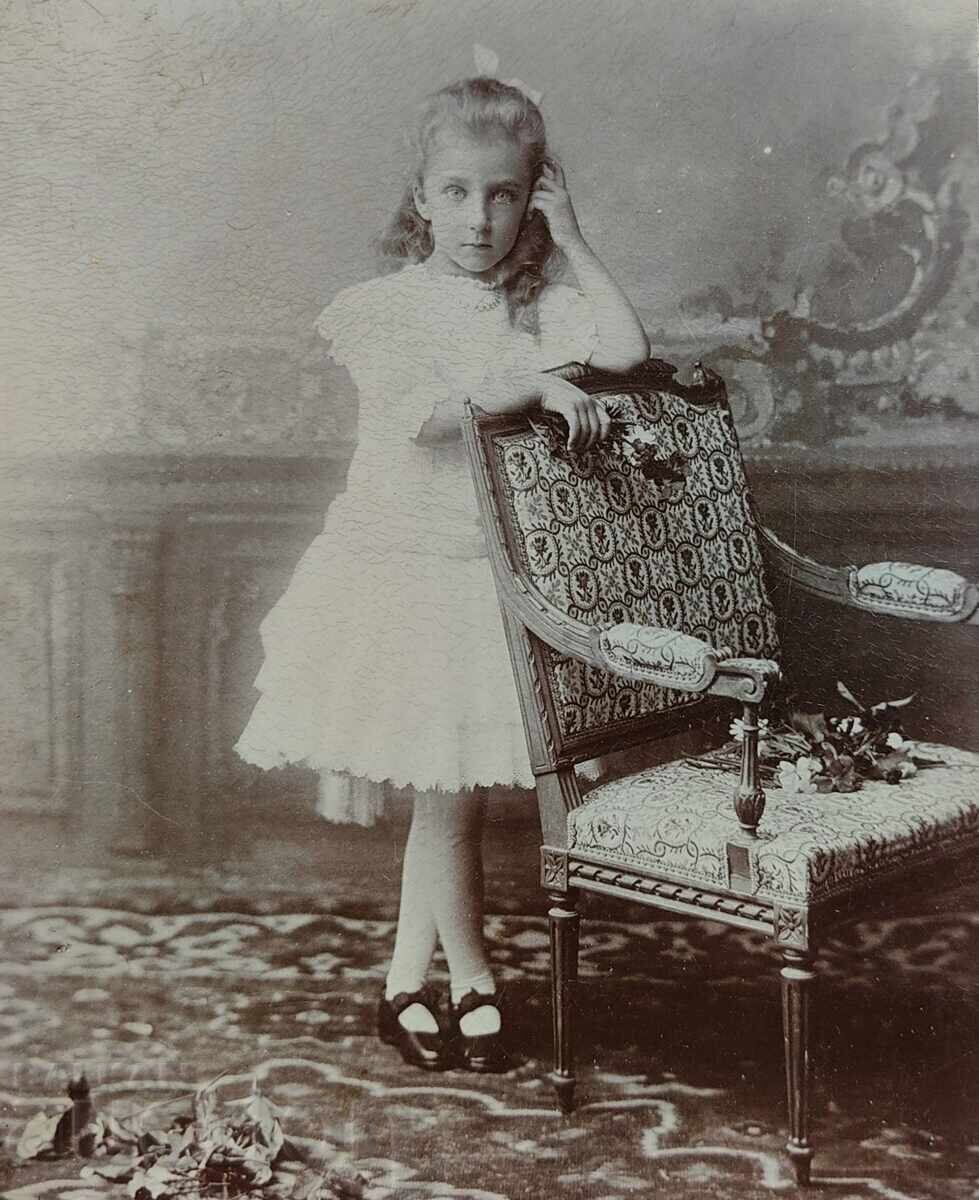 FETIȚĂ SOFIA KARASTOYANOV POZĂ VECHE FOTOGRAFIE CARTON FETIȚĂ SOFIA KARASTOYANOV POZĂ VECHE FOTOGRAFIE CARTON