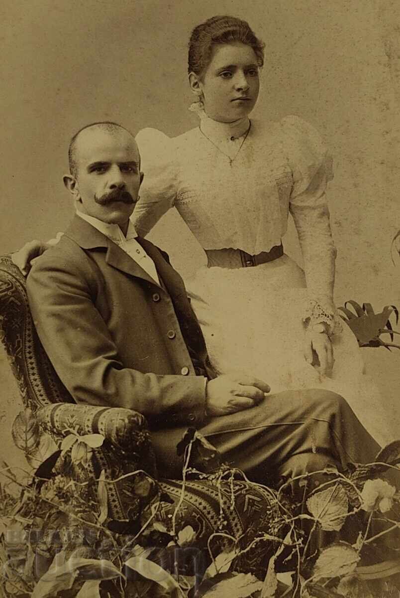 Παράδοση ΠΑΛΙΑ ΟΙΚΟΓΕΝΕΙΑΚΗ ΦΩΤΟΓΡΑΦΙΑ ΠΟΡΤΡΕΤΟ ΦΩΤΟΓΡΑΦΙΑ ΚΑΡΤΟΝΙ