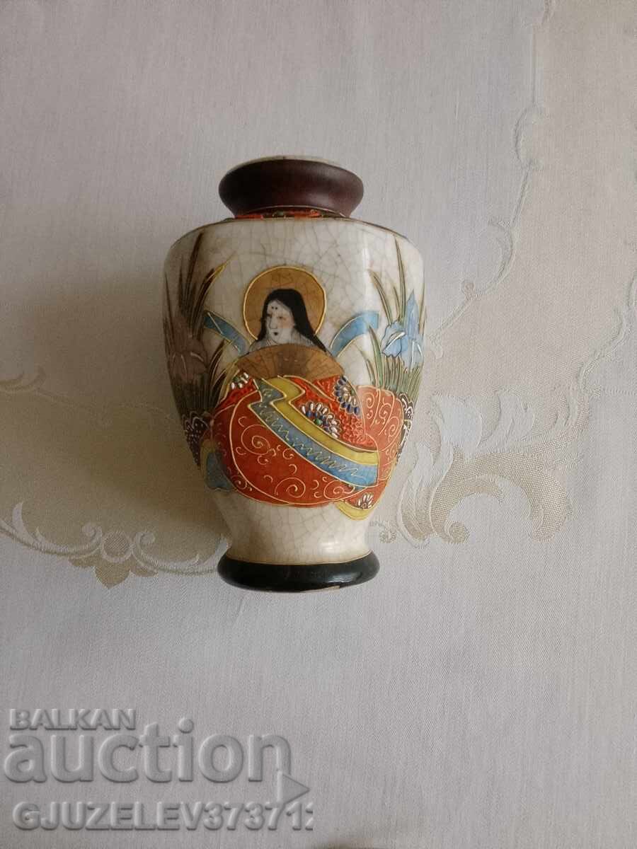 порцеланова японска ваза с напукан ефект и рисувана със 24 к - 6