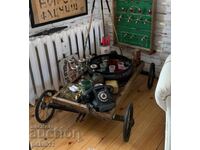 Masuta de cafea antica