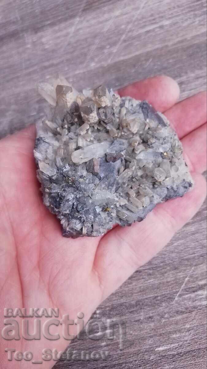 Licitație Druze de galenă, pirit și cuarț