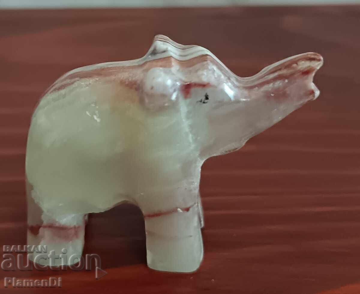 Φιγούρα Ελεφαντάκι από μαρμάρινο όνυχα με τιμή 10.00 BGN | € 5.11