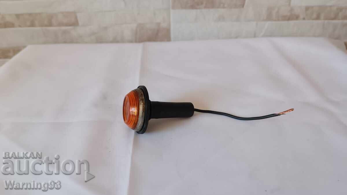 Semnalizator pentru Lada / VAZ - nou-nouț cu preț € 8.00 | 15.65 BGN Semnalizator pentru Lada / VAZ - nou-nouț cu preț € 8.00 | 15.65 BGN
