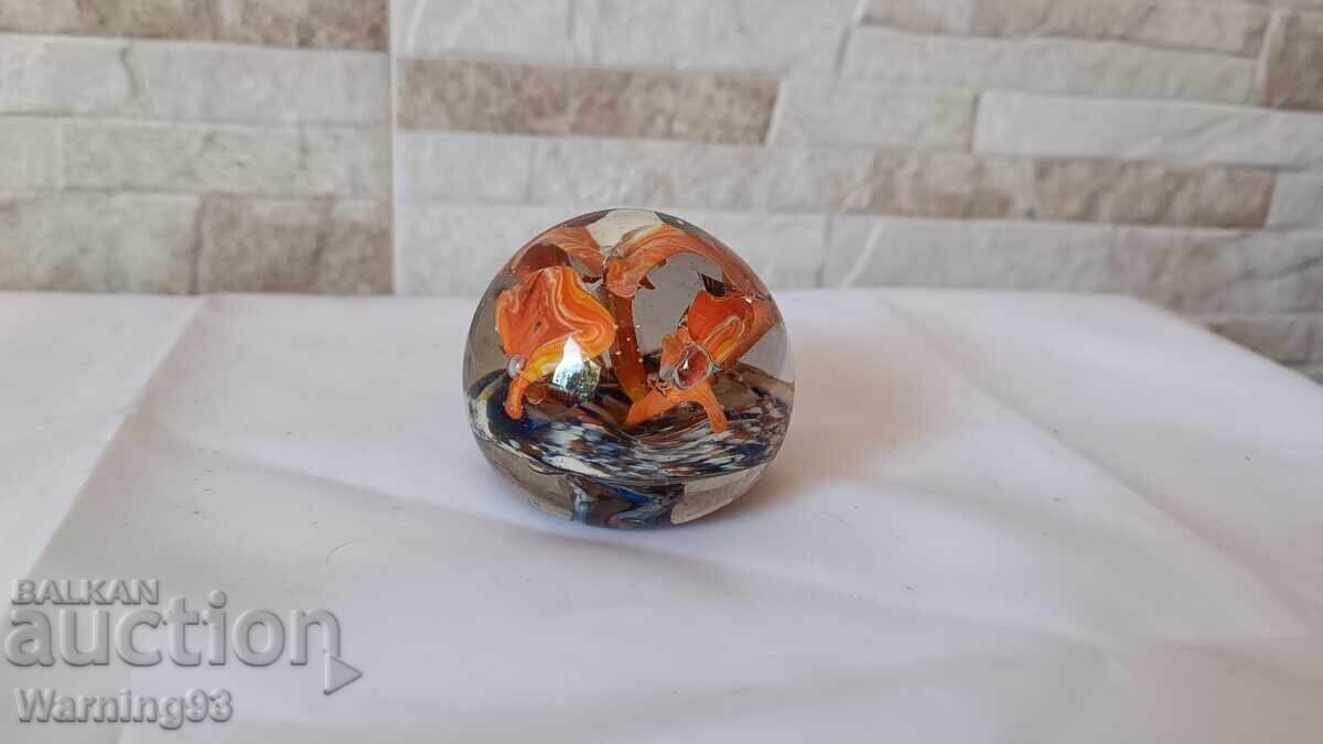 Delivery of Glass ball - paperweight - decoration