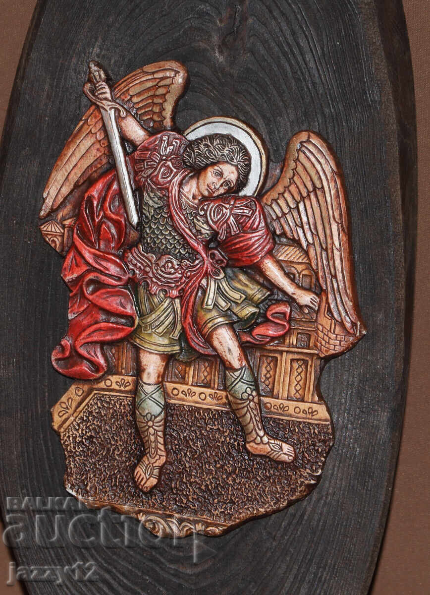 Доставка на Релефна икона Свети Архангел Михаил