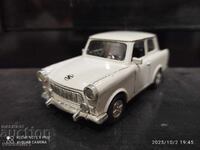 Стара играчка количка трабант 1/36 trabant 601