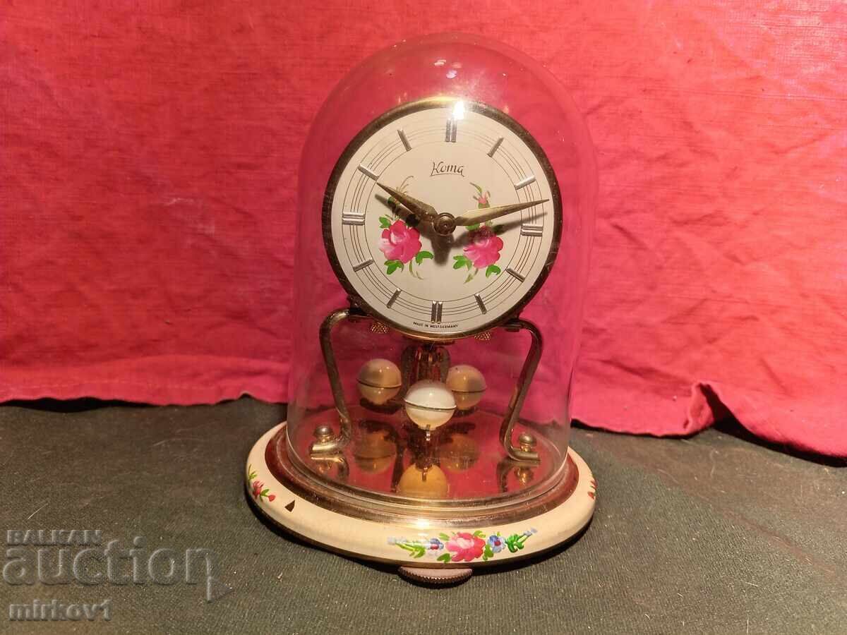 Ceas anual german Koma