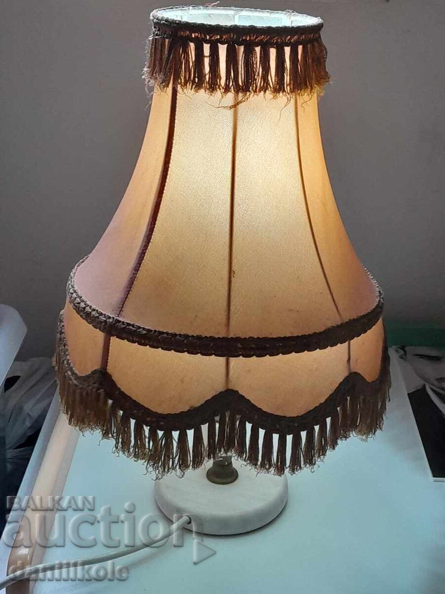 *$*Y*$* LAMPĂ DE NOAPTE VINTAGE VECHE MARMURĂ METAL SUPER *$*Y*$* cu preț 68.26 BGN | € 34.90