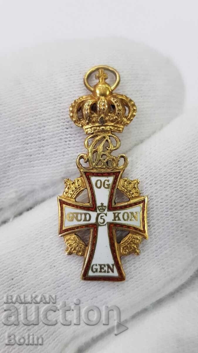 Very rare gold miniature Order of the Dannebrog Denmark 1912-1947 with price 585.00 BGN | € 299.11